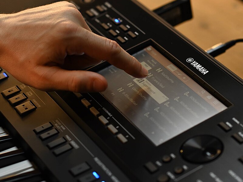 Utilisation de l'écran tactile du clavier arrangeur Yamaha PSR-SX720+