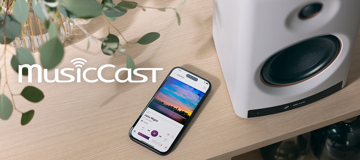 Smartphone contrôlant le NX‑70A avec l'application Yamaha MusicCast Controller