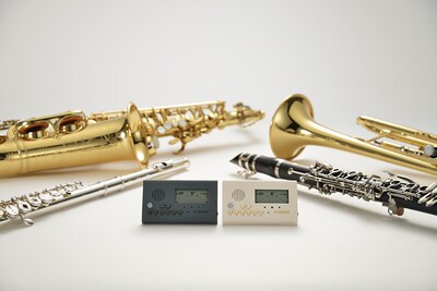 Technologie unique d'analyse du son, adaptée à la large plage de notes et aux caractéristiques tonales des instruments à vent et à cordes
