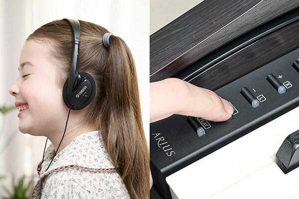 Jeu sur un piano ARIUS avec un casque et utilisation des boutons du panneau de commande