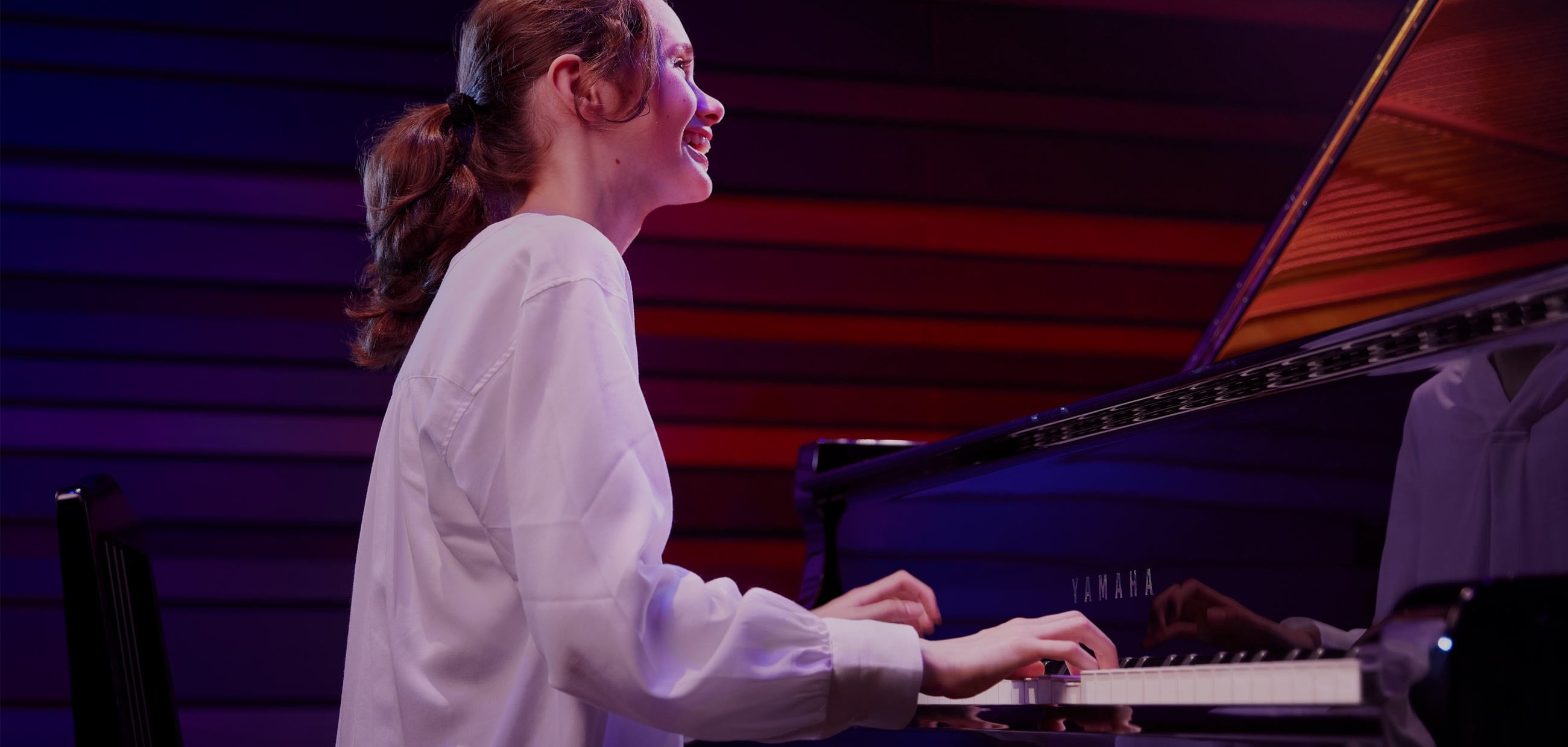 Emma Hansen, 13 ans. Apprend le clavier et le piano à la Yamaha Music School