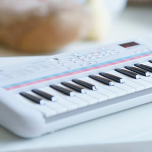 Yamaha Remie PSS-E30 clavier pour enfant 37 touches