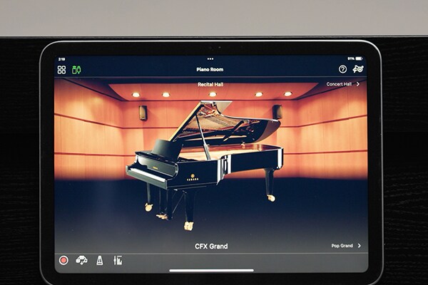 L'application Smart Pianist affichée sur l'écran d'une tablette